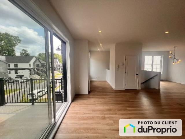 Apartment for rent in Cowansville, Estrie