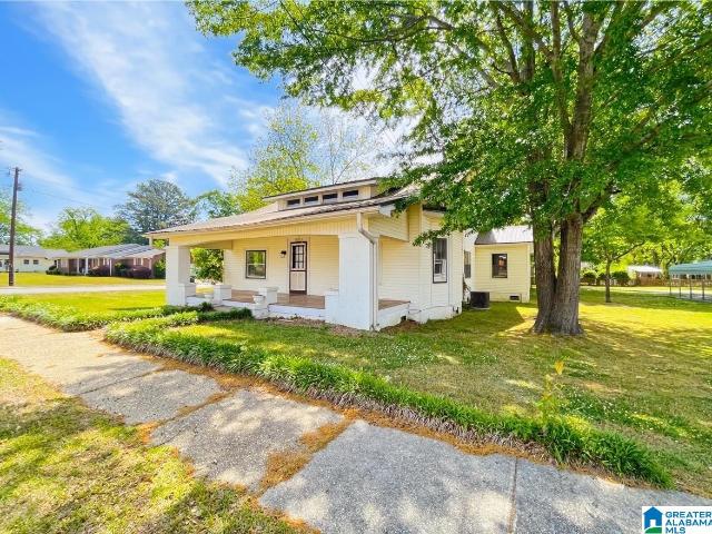 House for sale in Clanton, Alabama