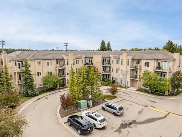 Condo for sale in Northwest, Alberta
