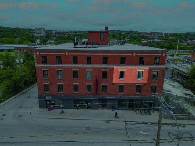 Commercial for rent in Sherbrooke, Quebec