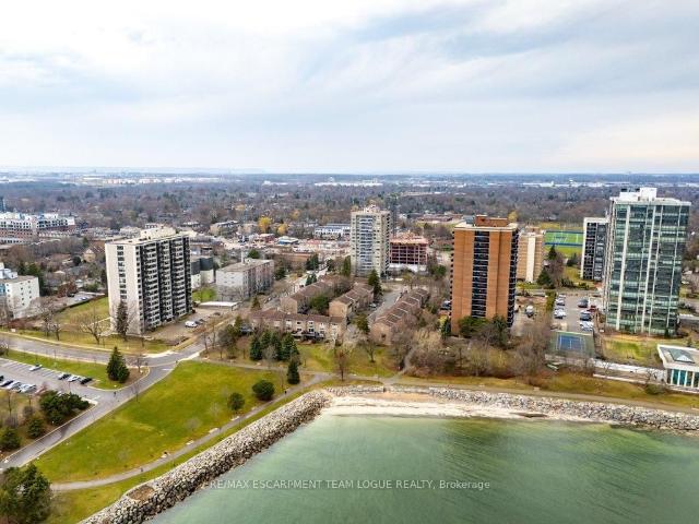 Condo for sale in Oakville, Ontario