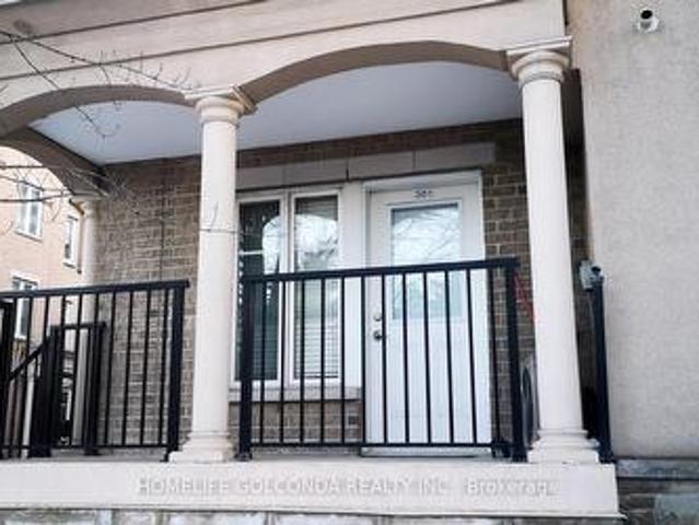 Townhouse for rent in Woburn, Ontario