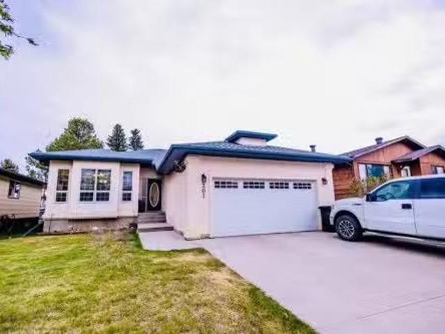 House for sale in Slave Lake, Alberta