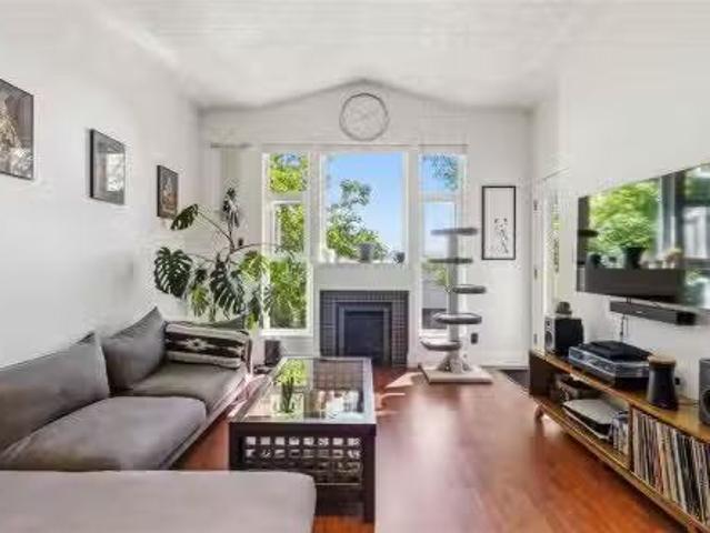 Condo for sale in Saanich, British Columbia