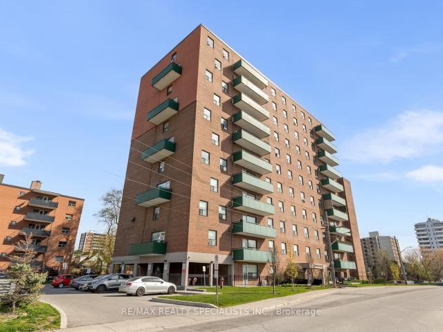 Condo for sale in Woburn, Ontario