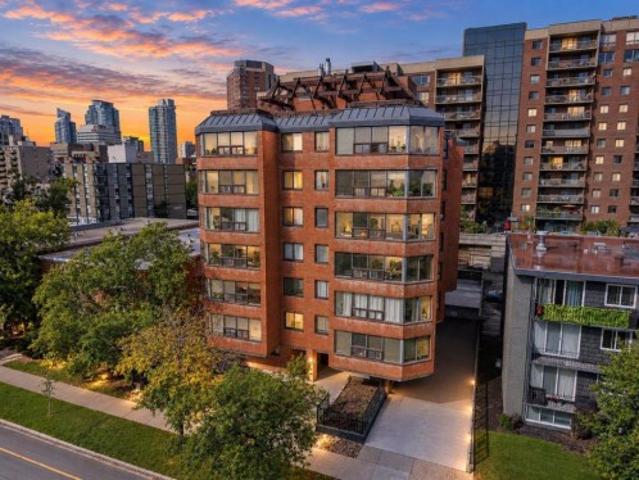 Condo for sale in Connaught, Calgary