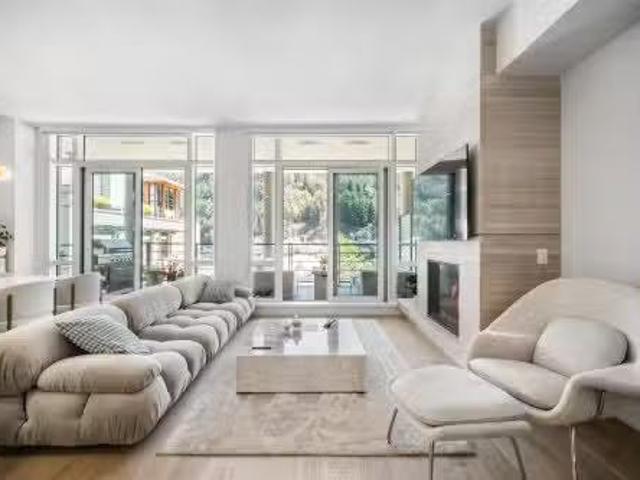 House for sale in West Vancouver, British Columbia
