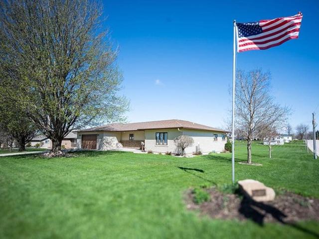 House for sale in West Bend, Iowa