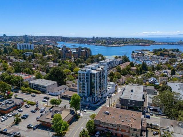Property for sale in Esquimalt, Capital Regional District
