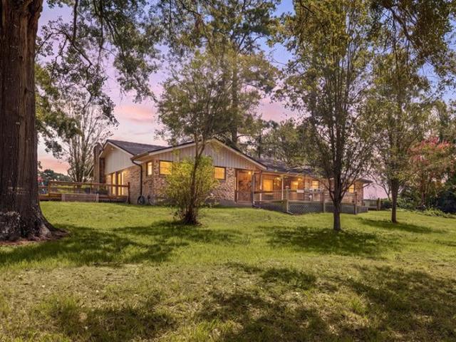 House for sale in Shepherd, Texas