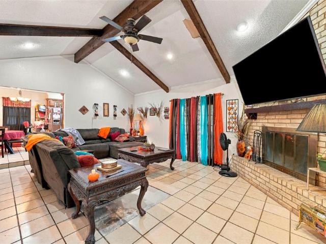 House for sale in Hewitt, McLennan County