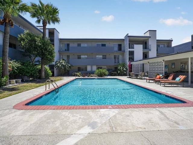 Condo for sale in Alameda, California