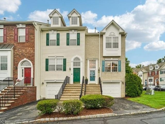 Townhouse for sale in Butler, New Jersey