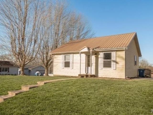 House for sale in Bloomfield, Missouri