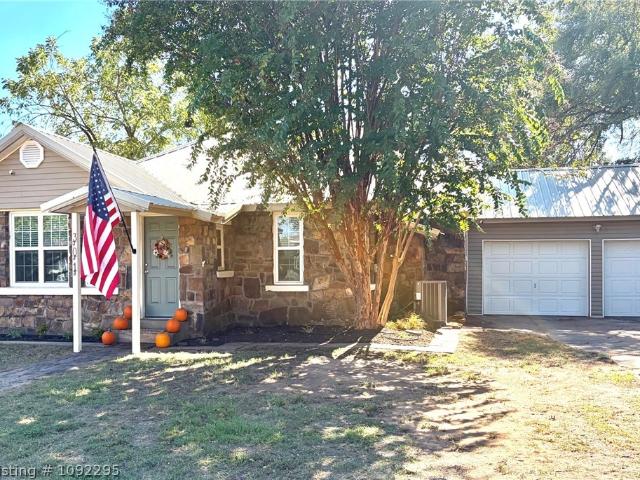 House for sale in Wister, LeFlore County