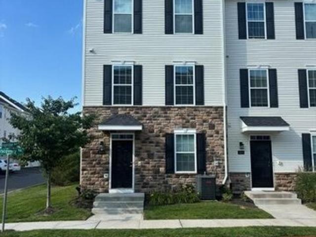 Townhouse for sale in Brick, New Jersey