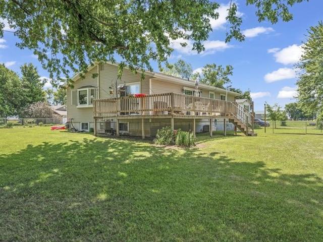 House for sale in Lake Park, Iowa