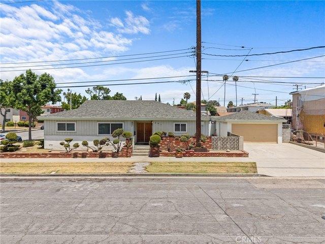 House for sale in Inglewood, California
