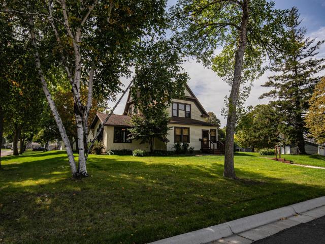 House for sale in Olivia, Minnesota