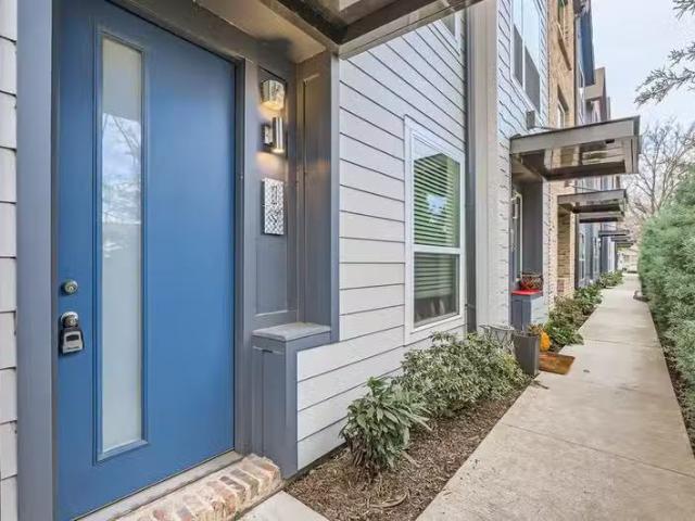 Condo for rent in Plano