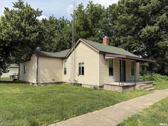 House for sale in Pleasant Plains, Illinois