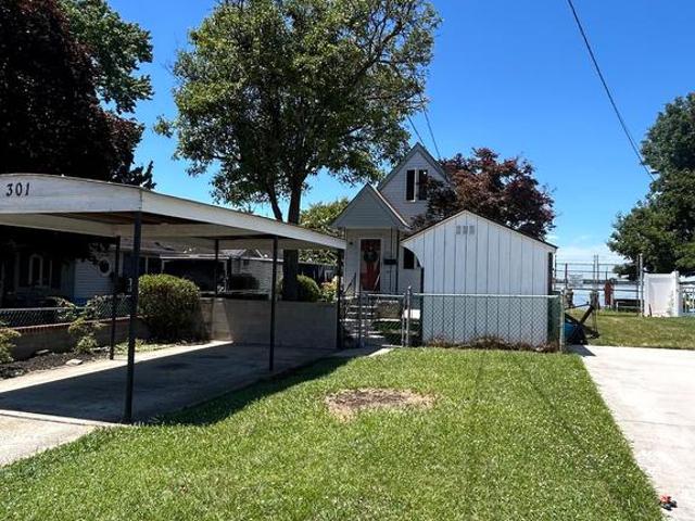 House for sale in Deepwater, New Jersey