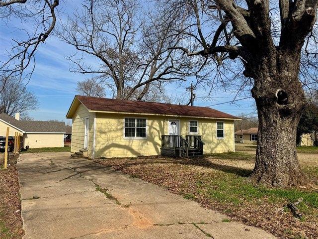 House for sale in Camp, Texas