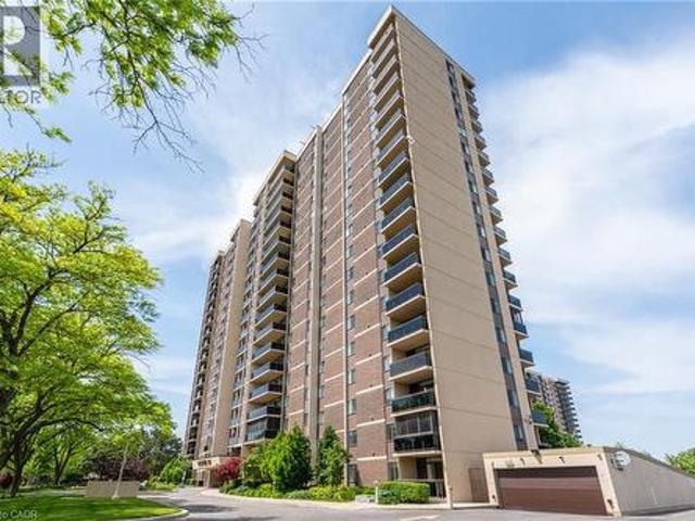 Condo for sale in Lakeshore, Hamilton