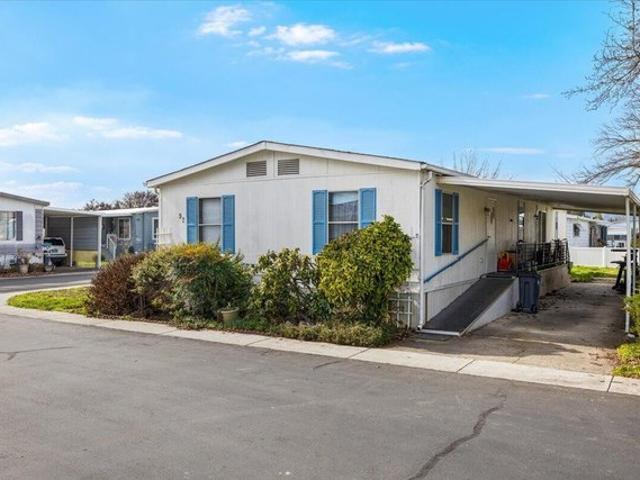 House for sale in Oregonia