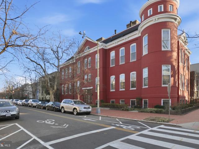 Condo for sale in Washington, Washington DC
