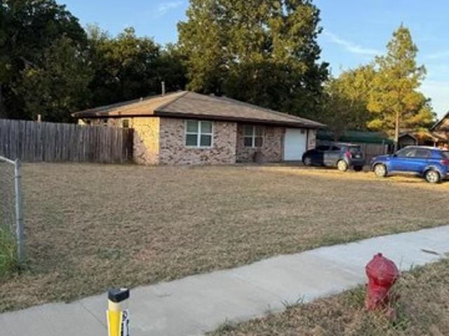 House for sale in Tioga, Texas