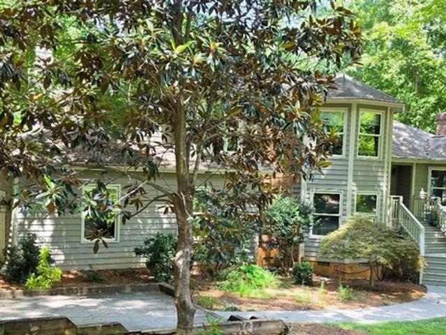 House for sale in Bahama, Durham County