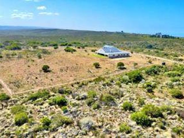 Farm for sale in Groot Brak Rivier, Western Cape