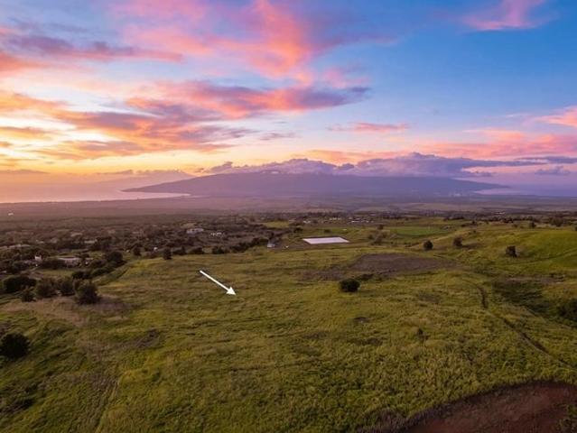 Land for sale in Kula, Hawaii