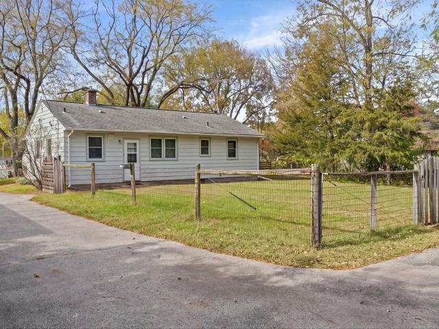 House for sale in Onalaska, La Crosse County