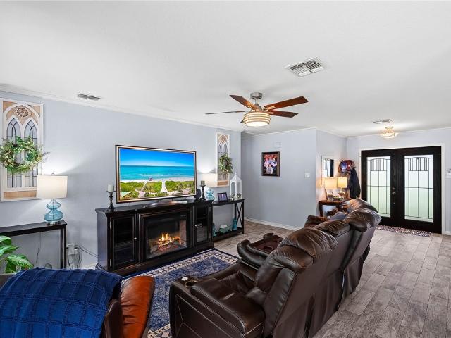 House for sale in Sandia, Live Oak County