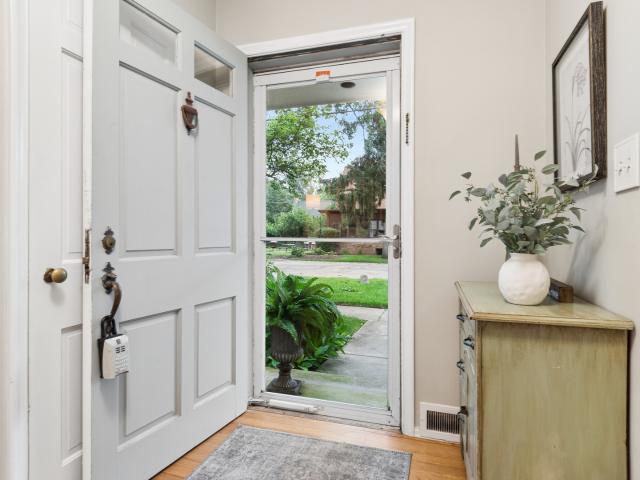 House for sale in Aurora, Illinois