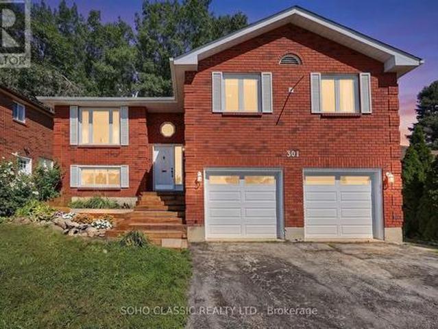 House for sale in Barrie, Ontario