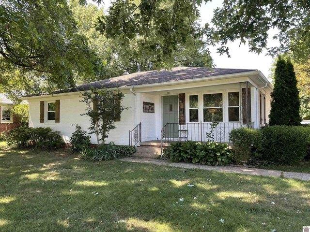 House for sale in Mayfield, Kentucky