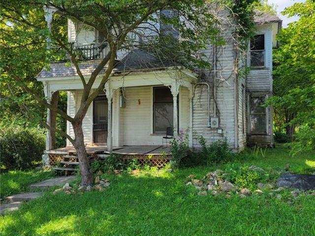 House for sale in Middletown, Missouri