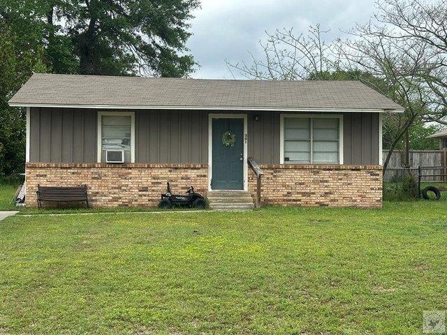 House for sale in Queen City, Texas