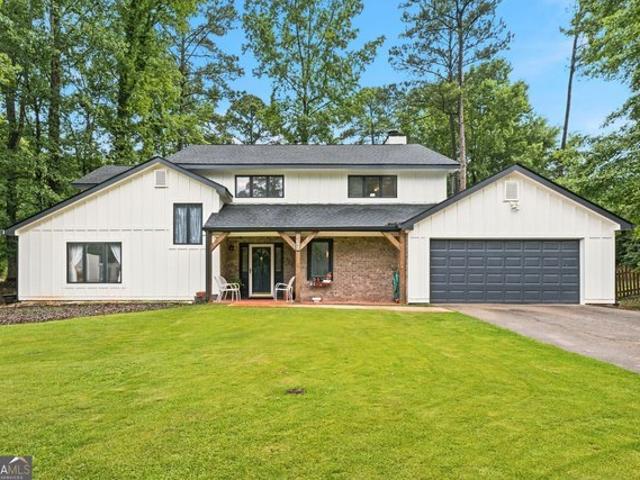 House for sale in Peachtree City, Georgia