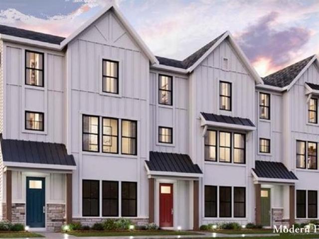 Townhouse for sale in Chesterfield, Missouri