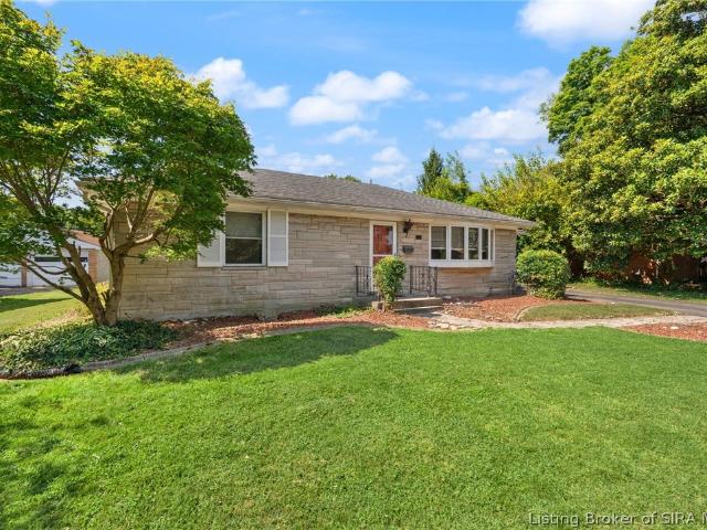 House for sale in Jeffersonville, Indiana