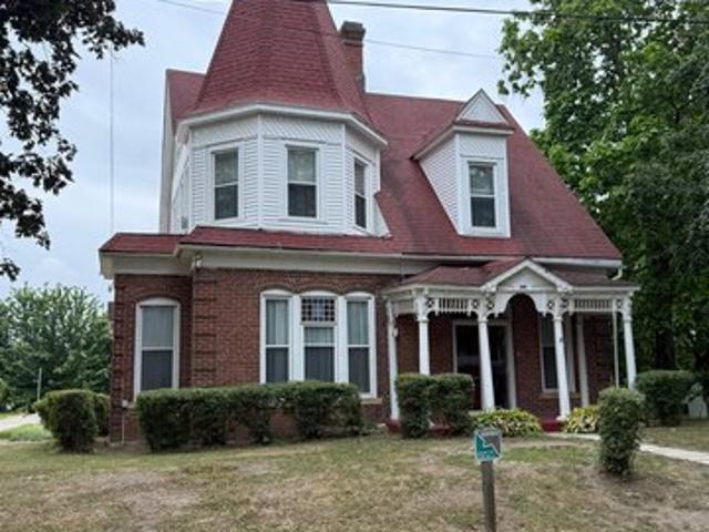 House for sale in Farmington, Iowa