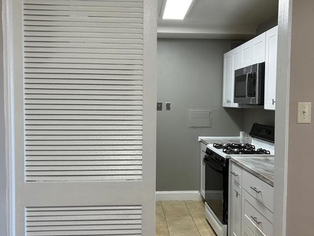 Condo for sale in Alexandria