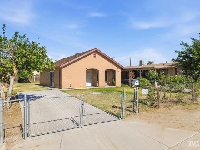 House for sale in Arvin, California