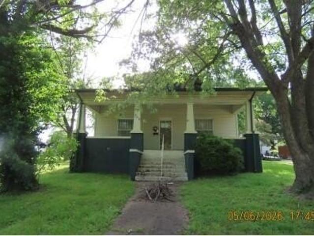 House for sale in Pierce City, Missouri
