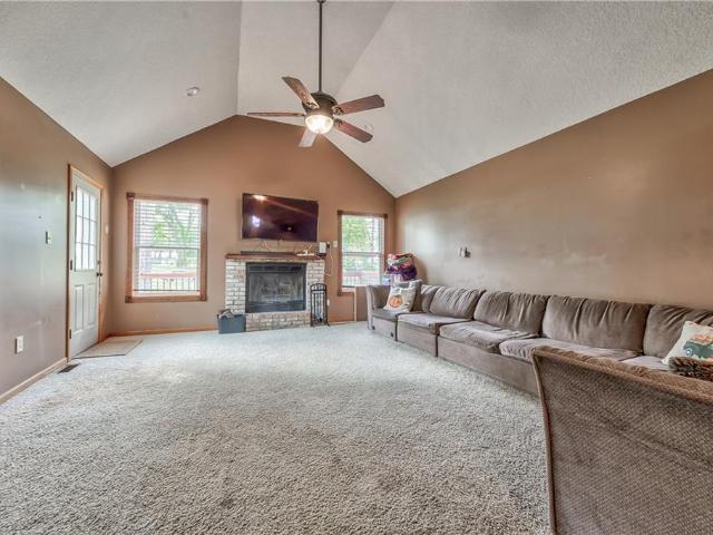 House for sale in Spring Hill, Johnson County