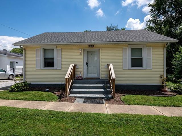 House for sale in Jamestown, Indiana